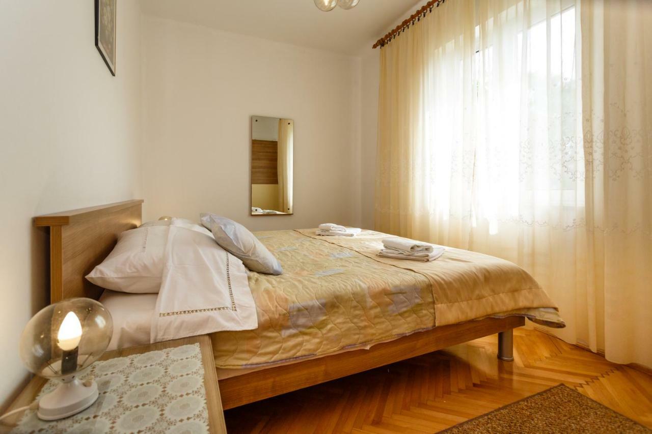 Villa Rosi Крк Экстерьер фото